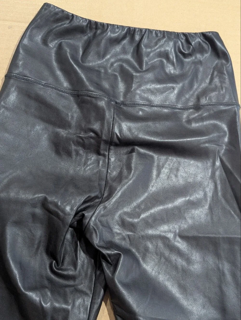 Aritzia Wilfred Free Women's Daria Black Faux Leather Leggings Sz M *NWOT